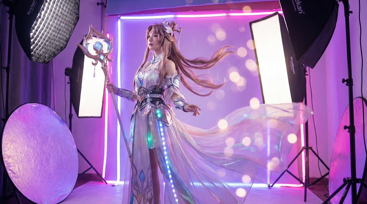 国产自拍二次元社区